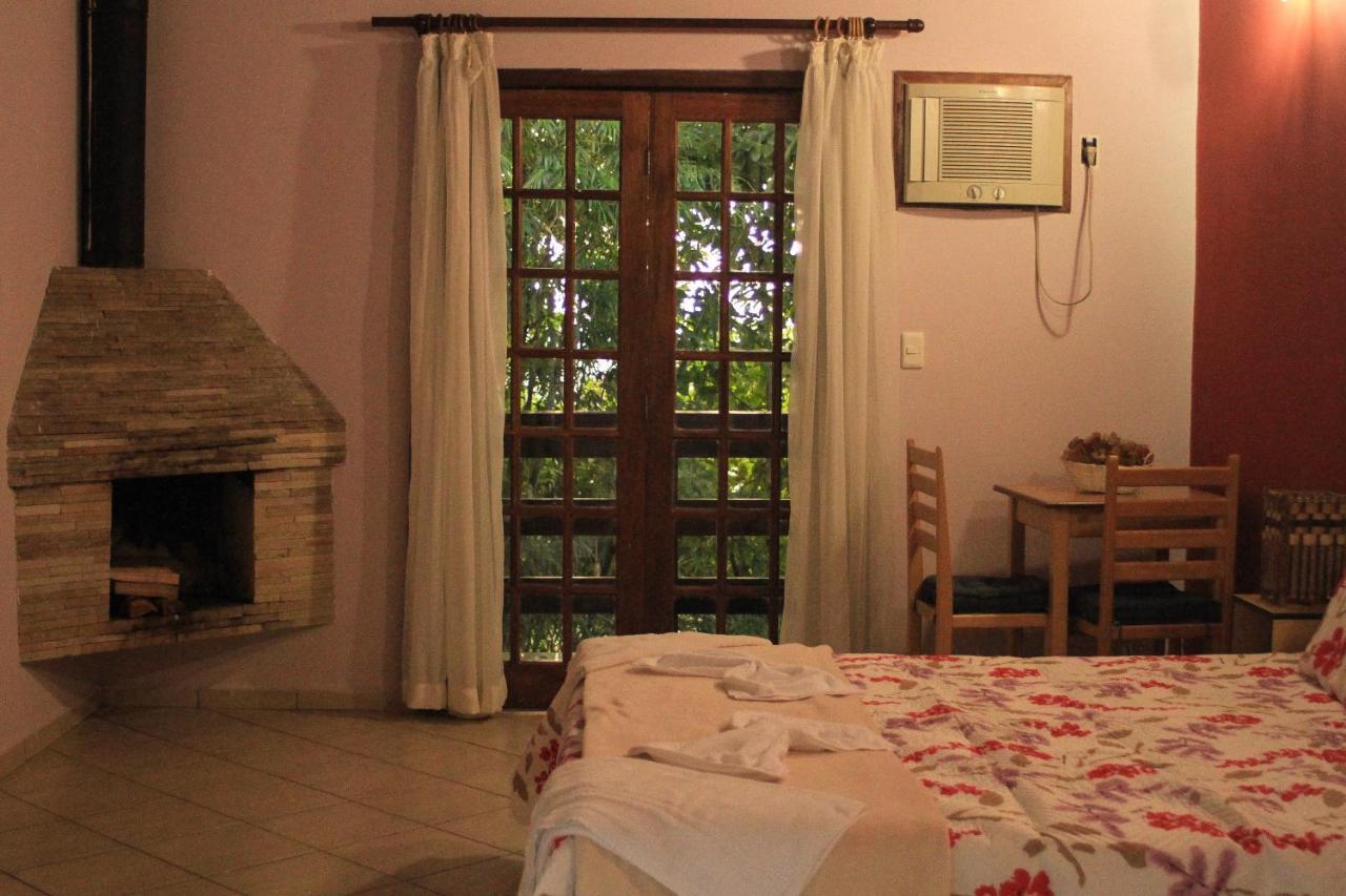 Pousada Riacho Da Serra Penedo  Exterior foto
